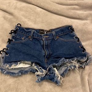 Levi Shorts